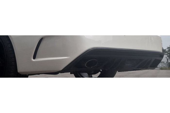 PD550 Black Edition Rear Bumper for E Class